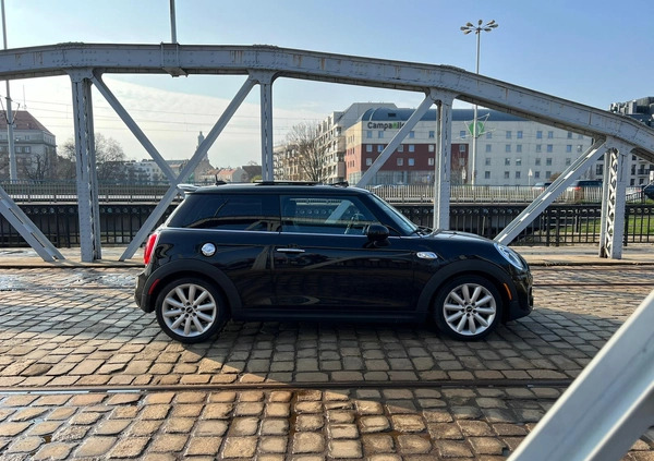 MINI Cooper S cena 69900 przebieg: 74000, rok produkcji 2017 z Wrocław małe 211